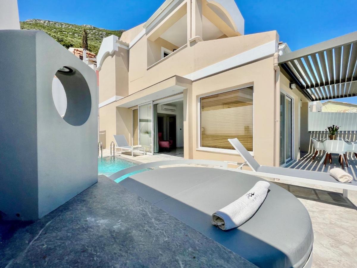 Luxury Villa Barbati Sun With Private Pool By Dadovillas Exteriör bild