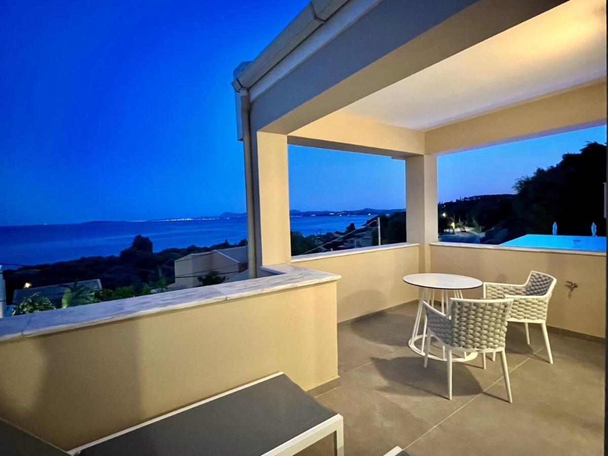 Luxury Villa Barbati Sun With Private Pool By Dadovillas Exteriör bild