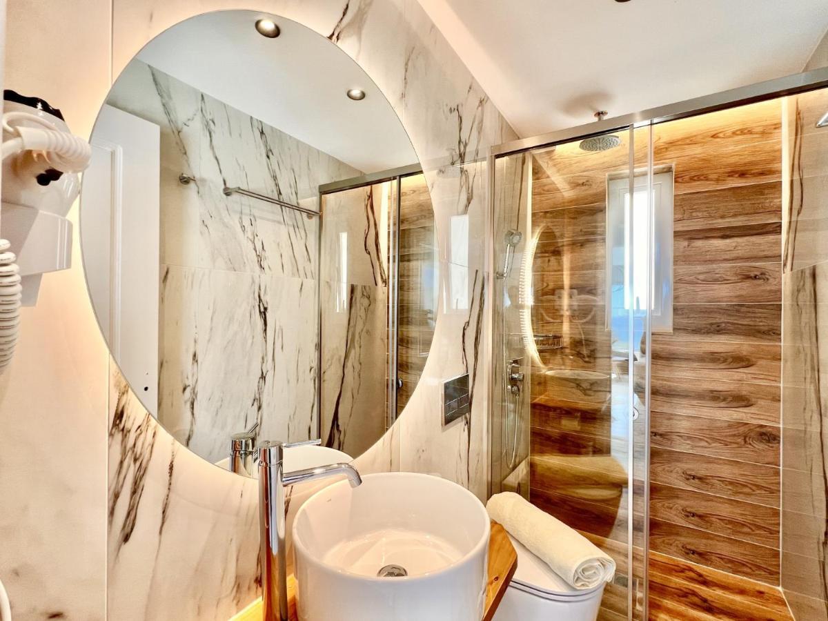 Luxury Villa Barbati Sun With Private Pool By Dadovillas Exteriör bild