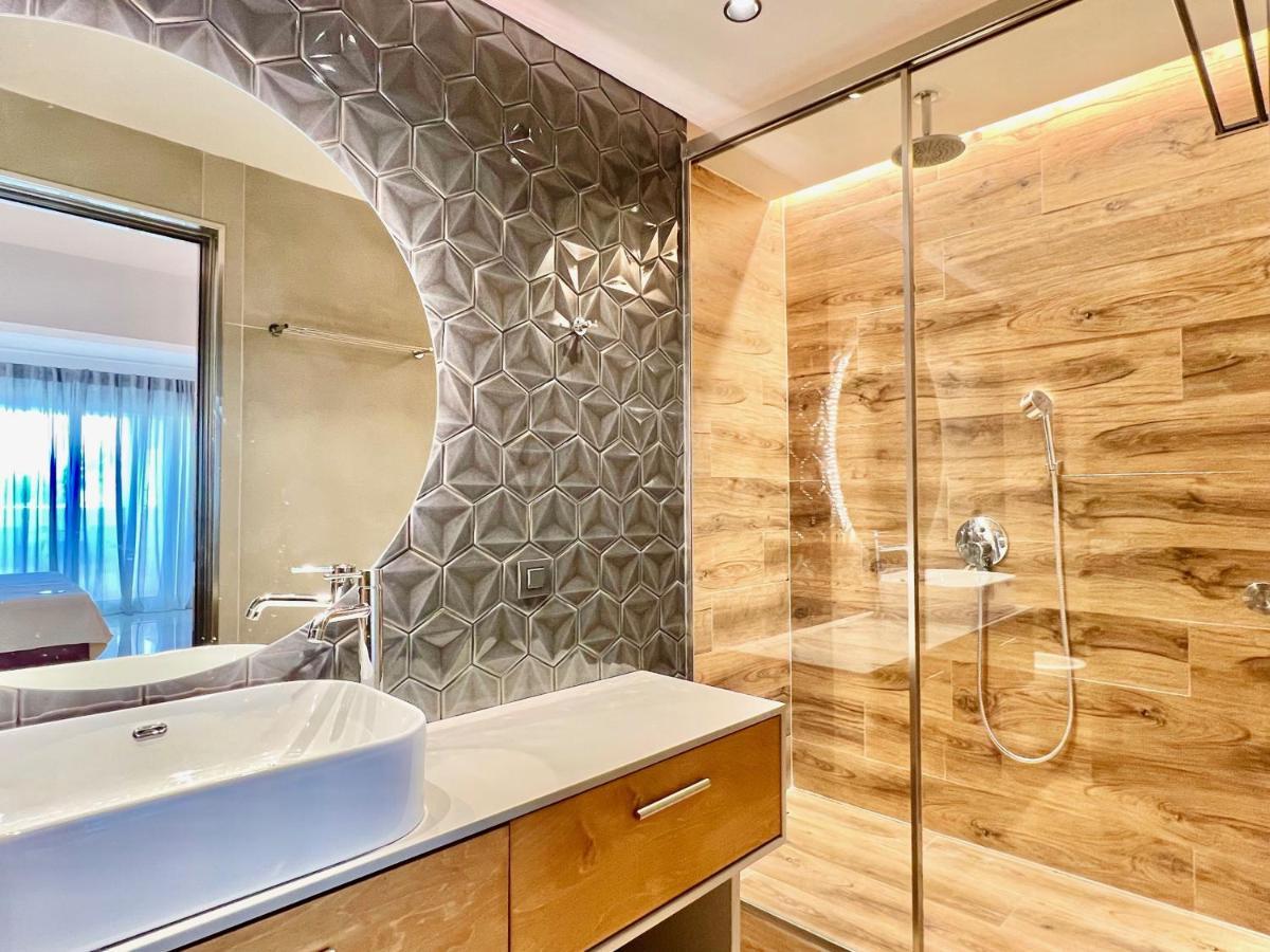 Luxury Villa Barbati Sun With Private Pool By Dadovillas Exteriör bild